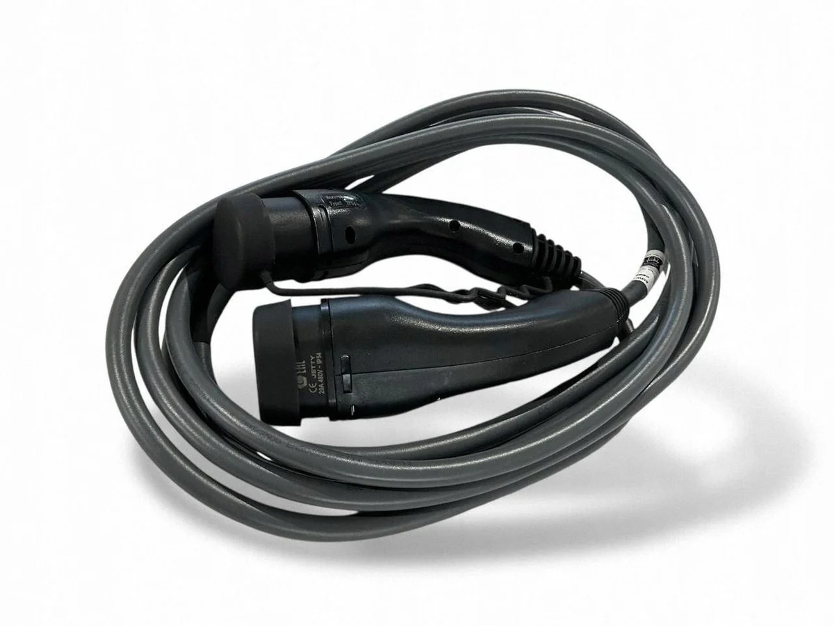 BMW X5 G05 Charging Cable 7827899