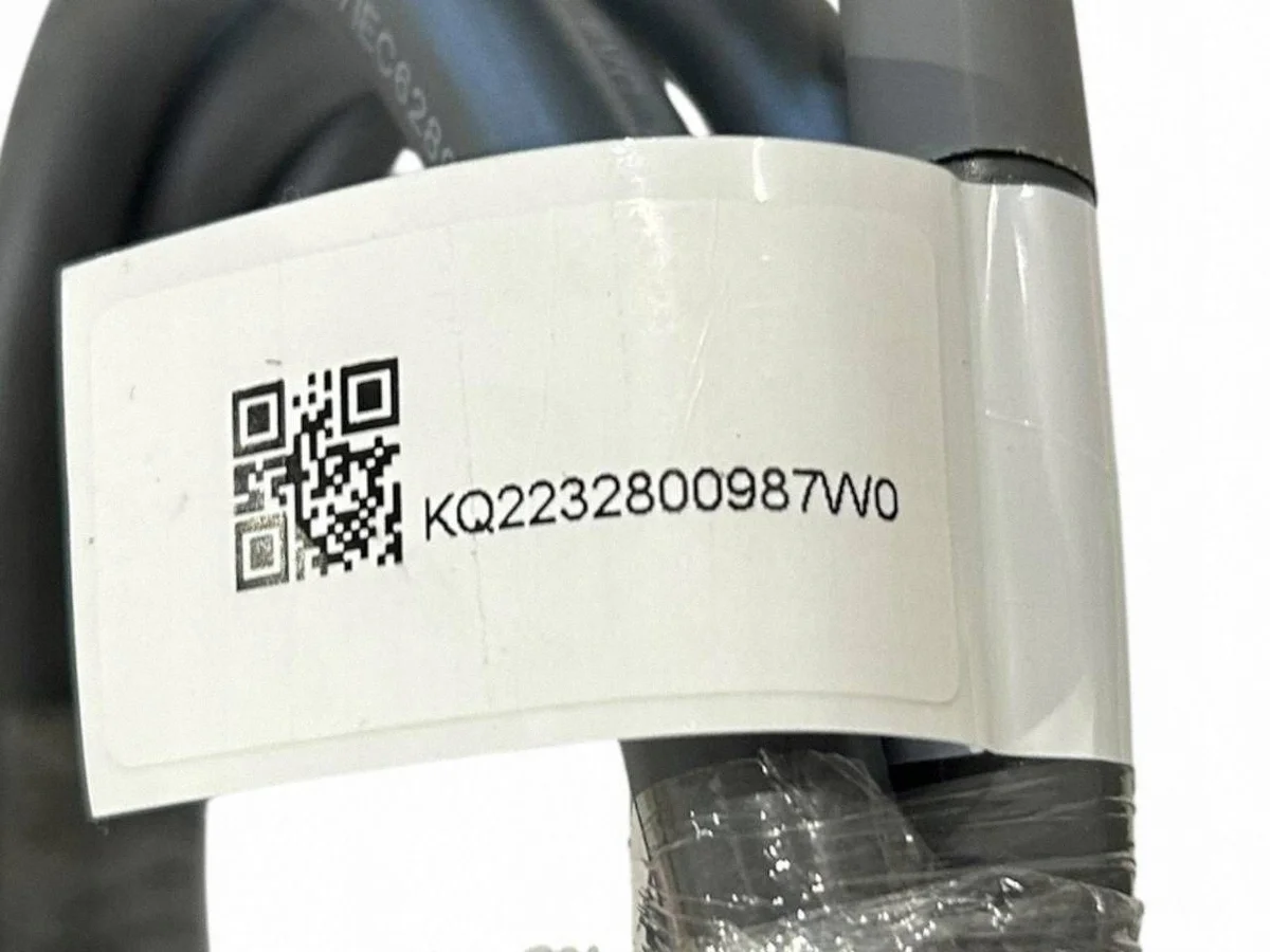 BMW iX Charging Cable - Used image 8