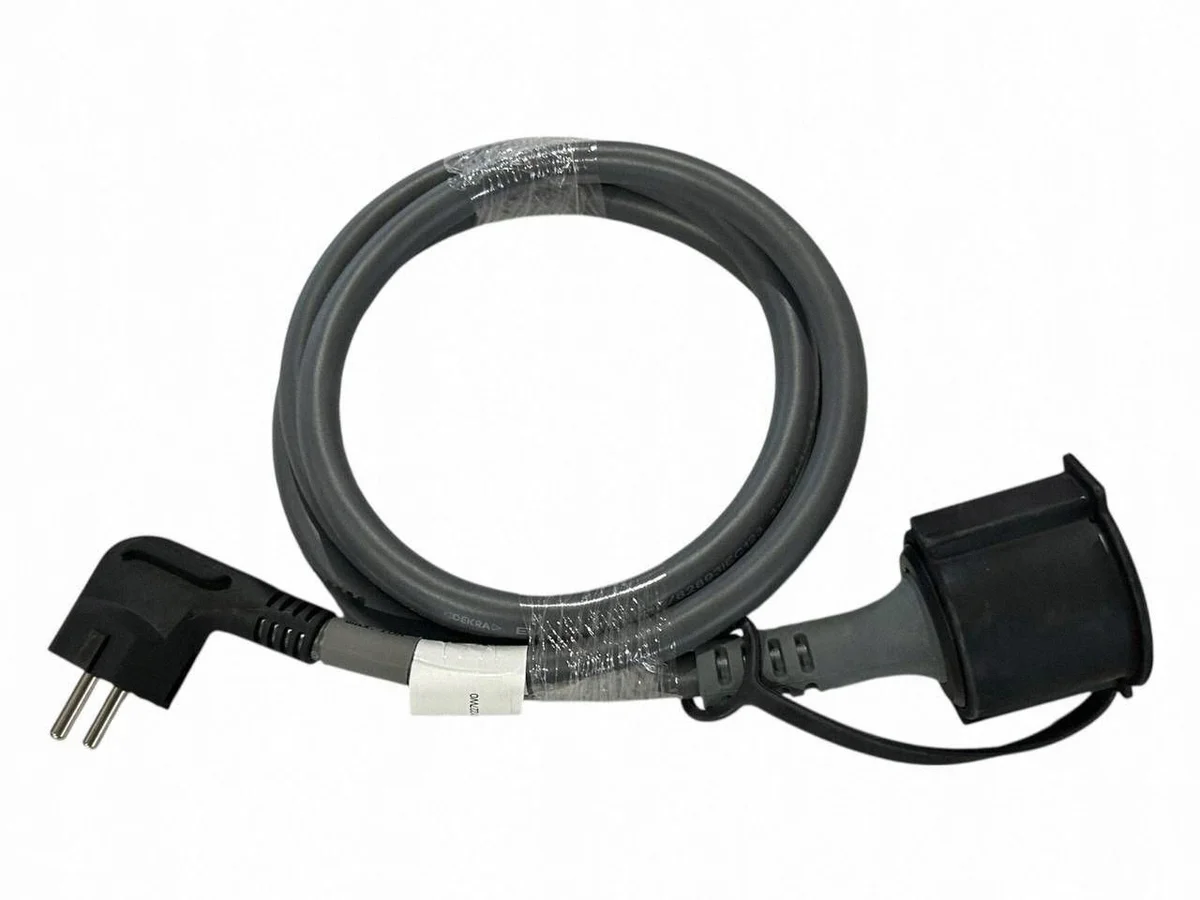 BMW X3 G01 Laadkabel Gebruikt OEM 8490509 image 5