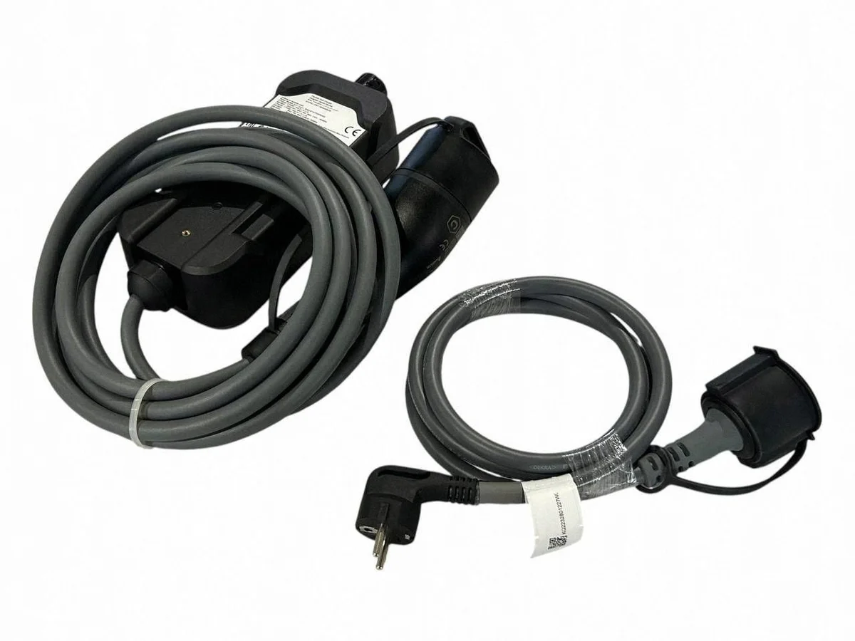 BMW X3 G01 Laadkabel Gebruikt OEM 8490509 image 7