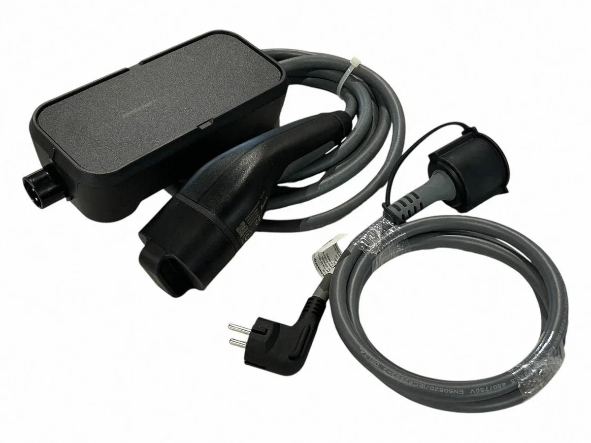 BMW X3 G01 Laadkabel Gebruikt OEM 8490509 image 8