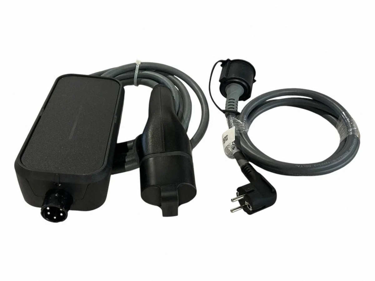 BMW X3 G01 Laadkabel Gebruikt OEM 8490509 image 9