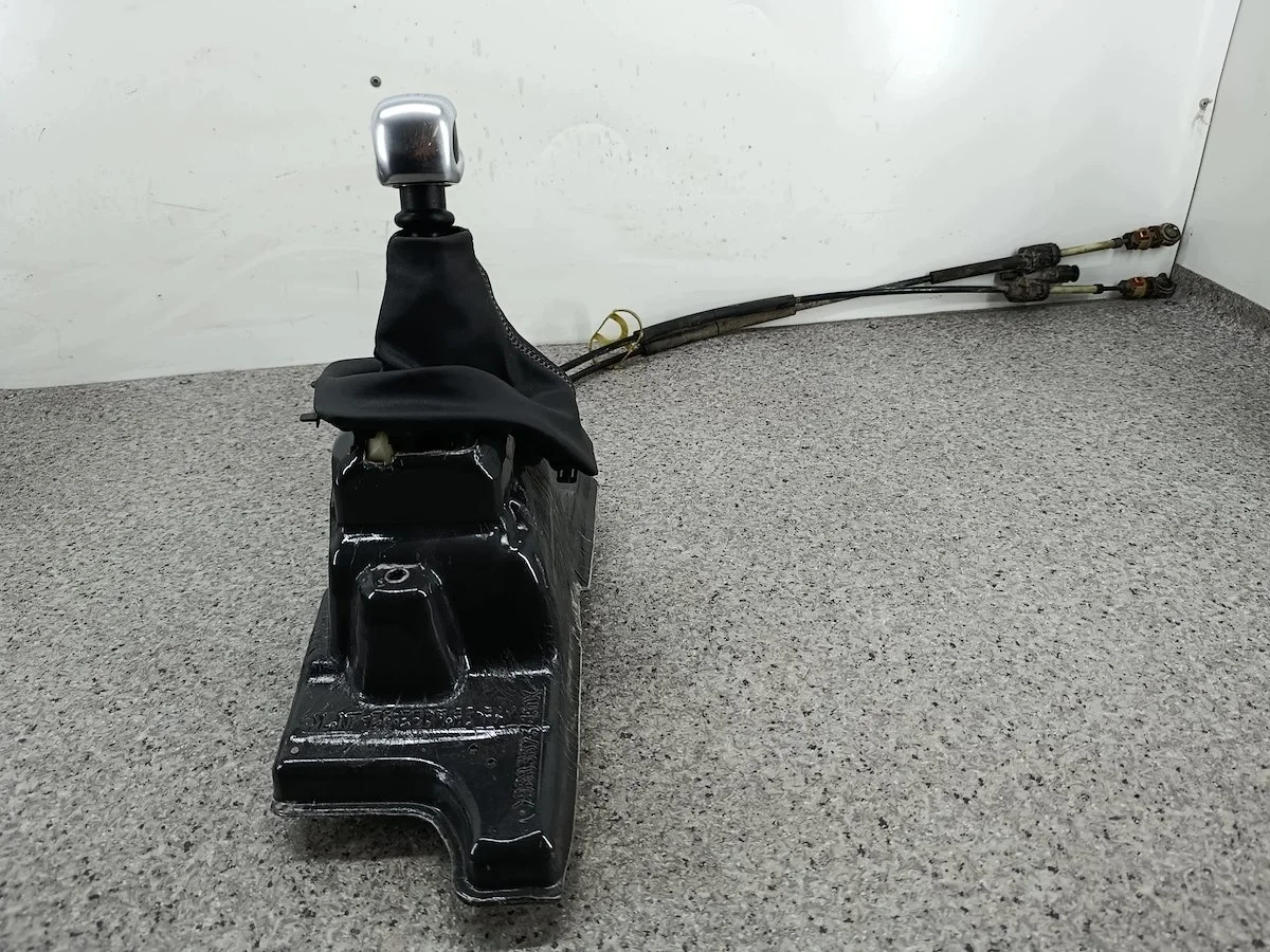 Levier de vitesse câbles Peugeot 2008 I image 3
