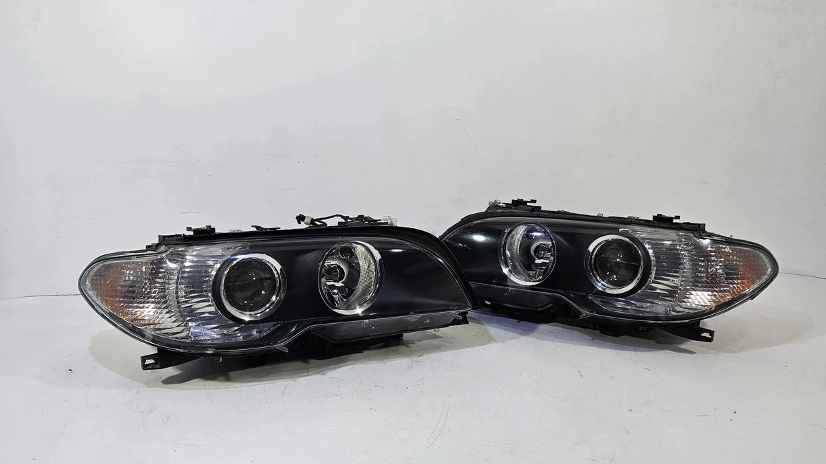 Fari anteriori BMW E46 Coupe Cabrio usati image 7