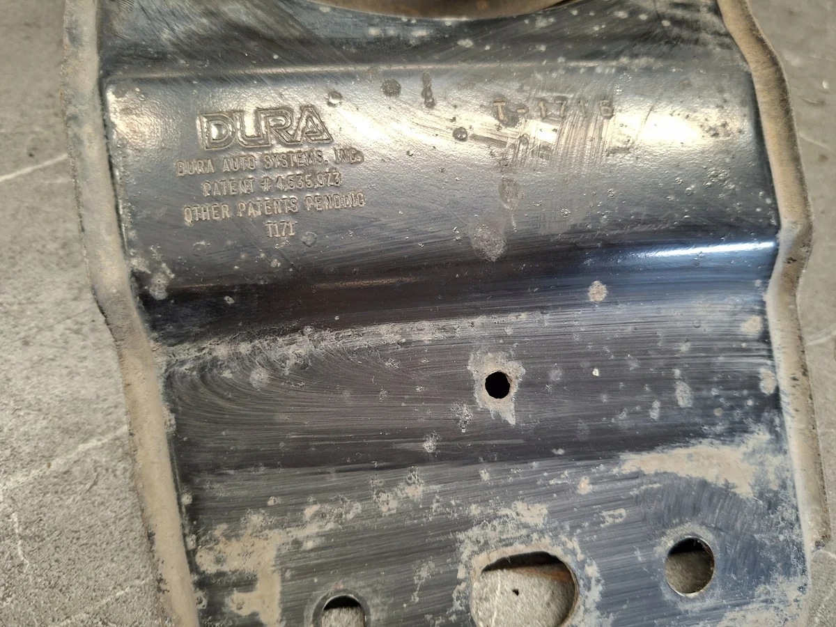 Elevador Rueda Repuesto Dodge Caravan image 3