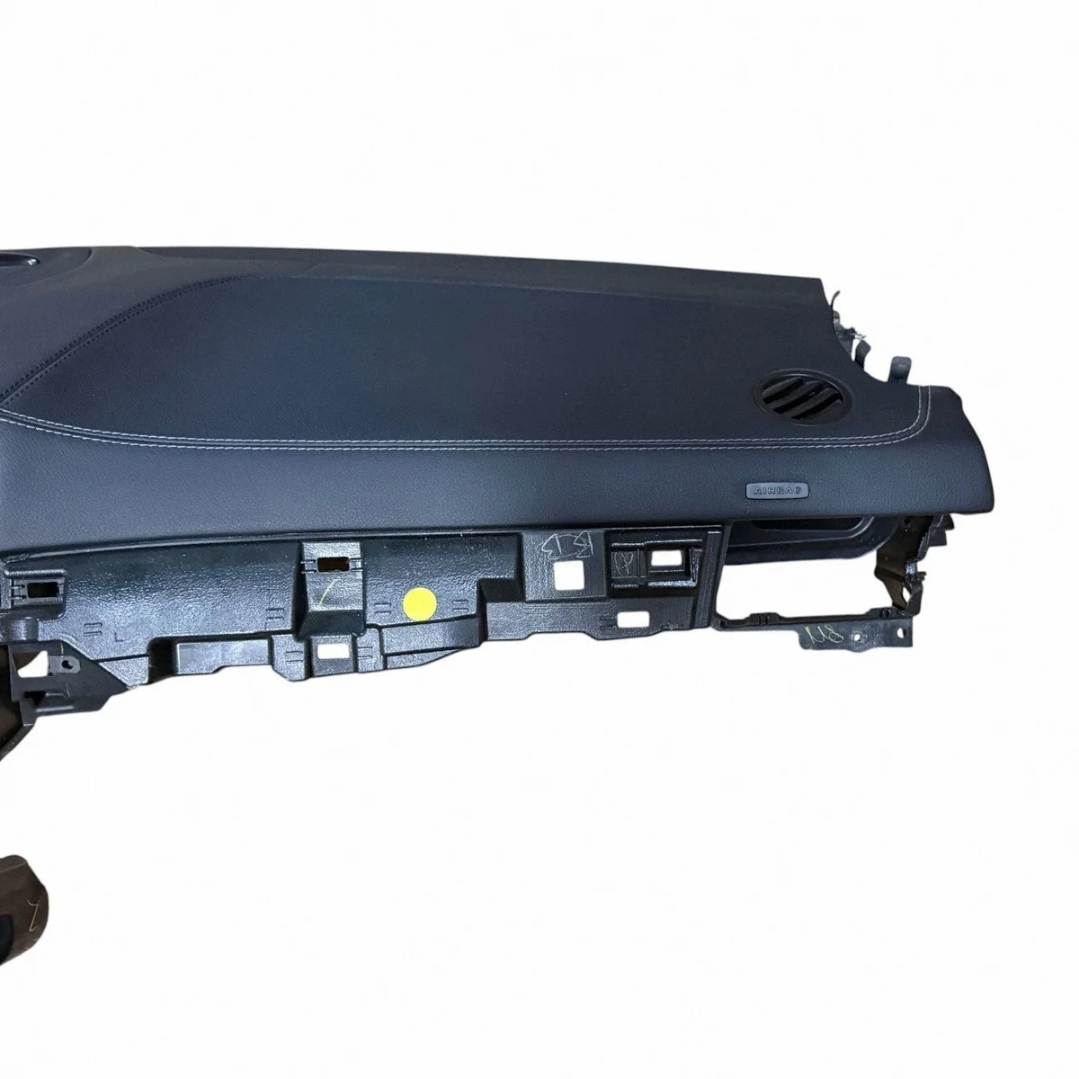 Mercedes W166 ML keskikonsolin paneeli A1666800487 image 9