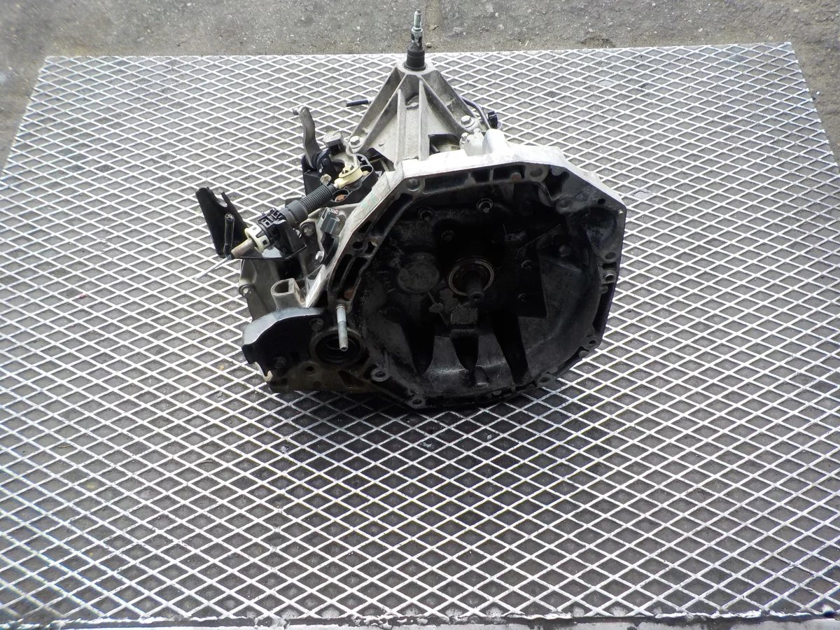 Nissan Note 1.5 dCi vaihteisto JR5199