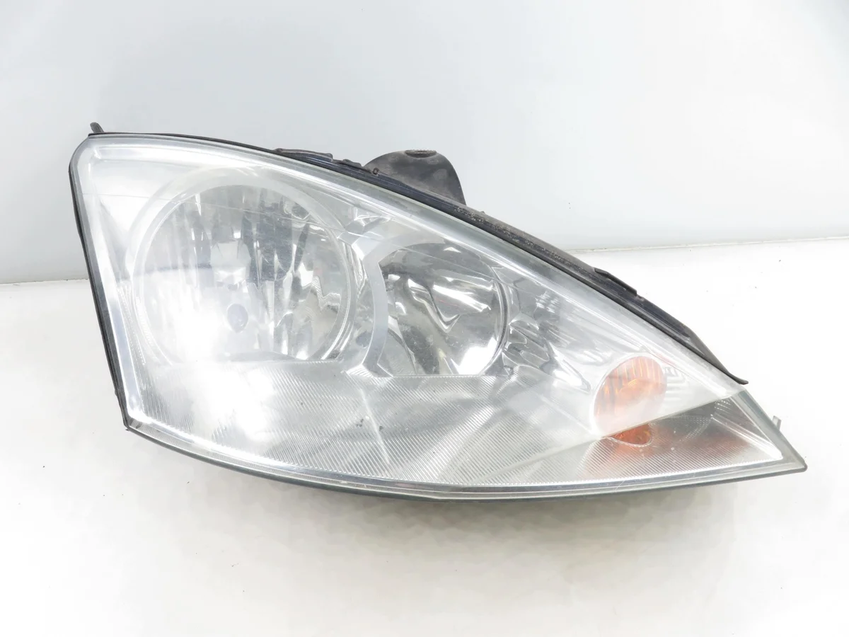 Koplamp Rechts Ford Focus MK1 Gebruikt