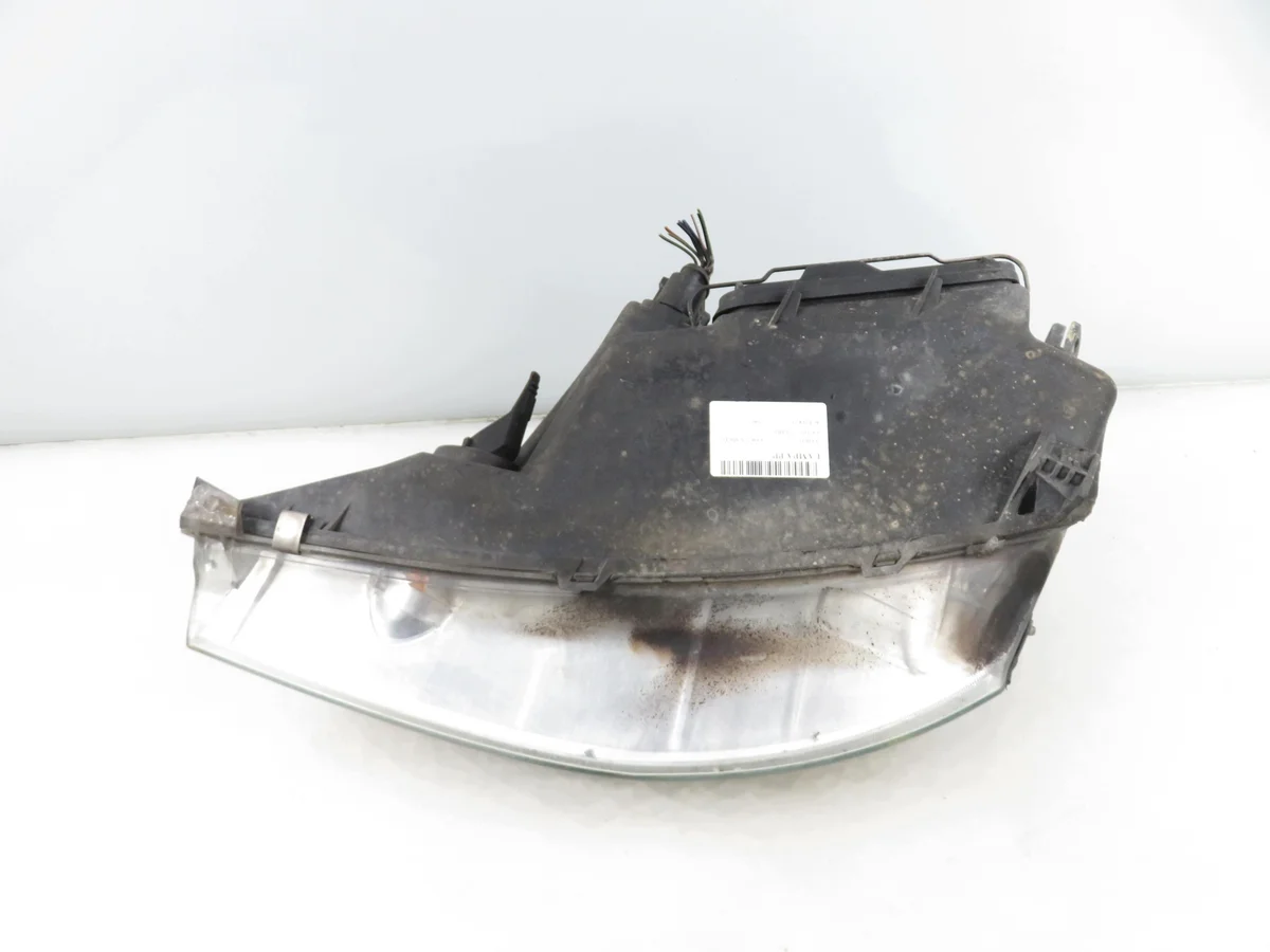 Phare Avant Droit Ford Focus Mk1 Visteon