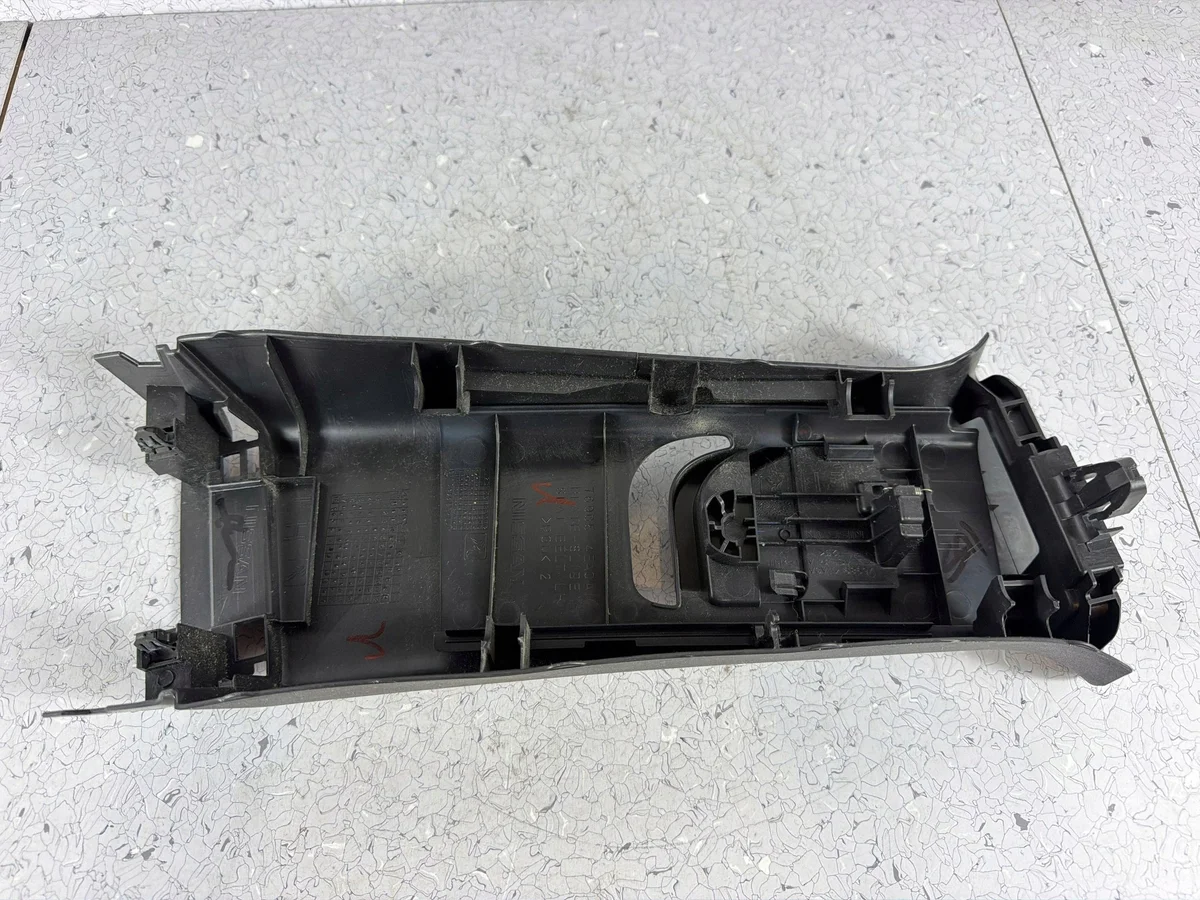 Nissan Qashqai J11 B-Säule Abdeckung Links image 4