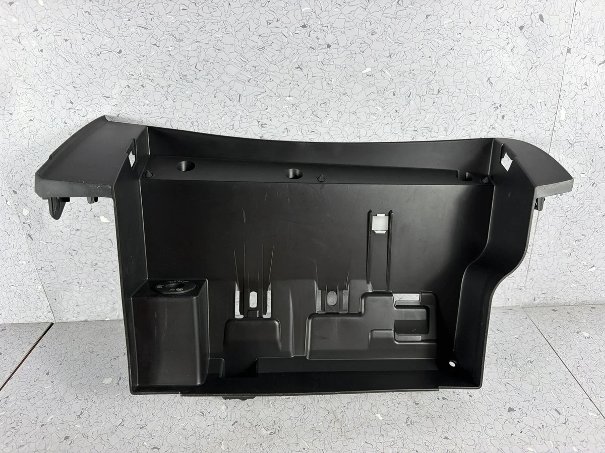 Dashboard deel Nissan Qashqai 68520HV50A
