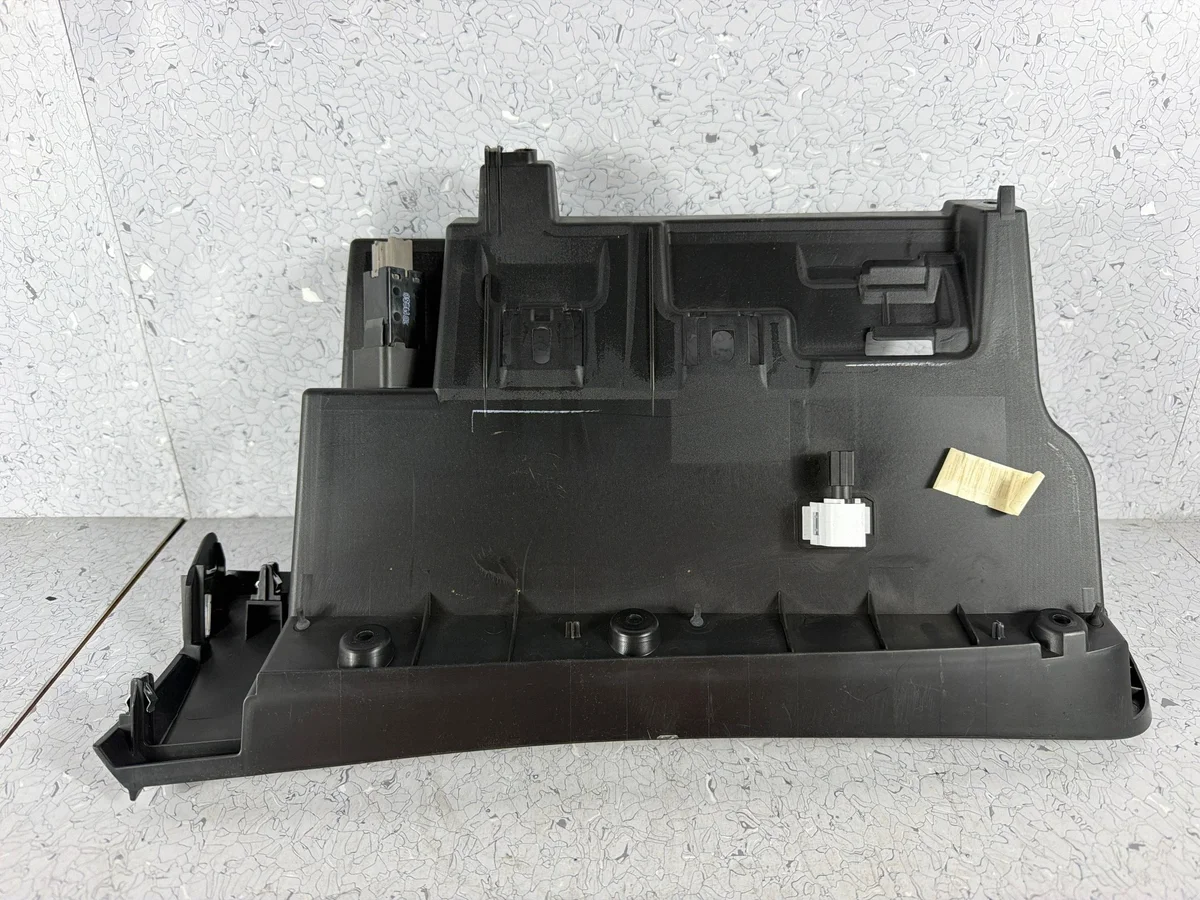 Dashboard deel Nissan Qashqai 68520HV50A image 4