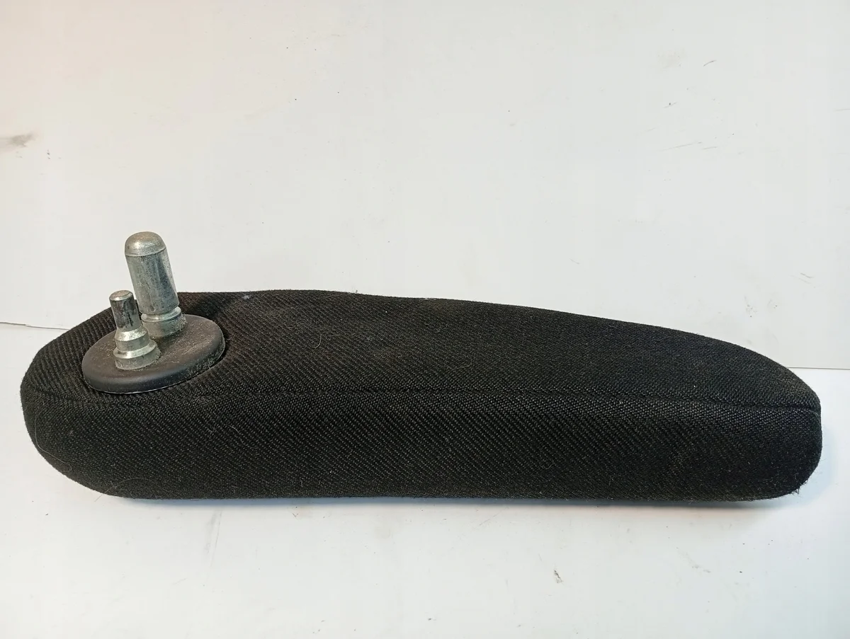 Armlehne links vorne Peugeot 307 / Xsara Picasso image 3