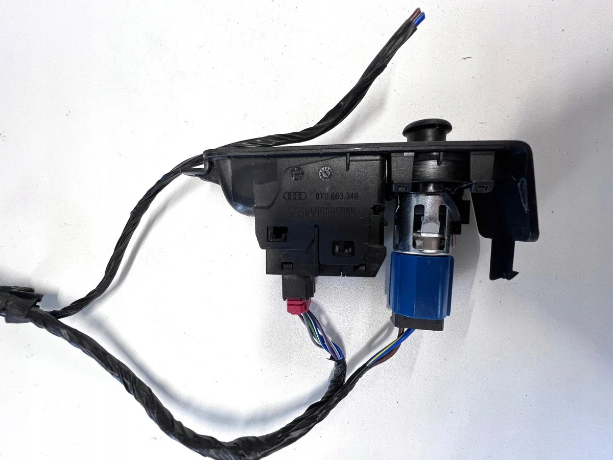 Audi A3 S3 RS3 8Y 2023 Tomada 12V image 5