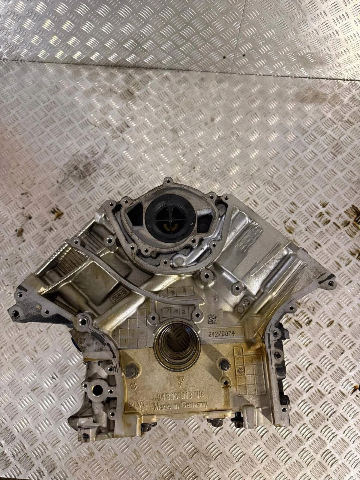 Porsche Panamera 970 Engine Block 4.8 M4840 image 3
