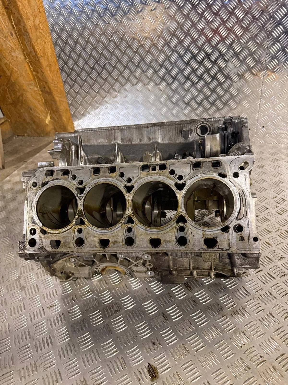 Porsche Panamera 970 Engine Block 4.8 M4840 image 5