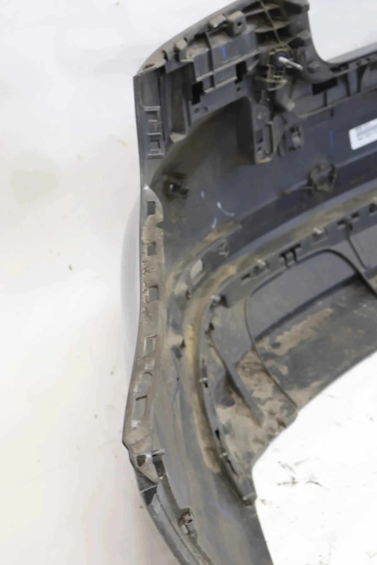 Audi A3 Stoßstange hinten 8V5807511F image 3