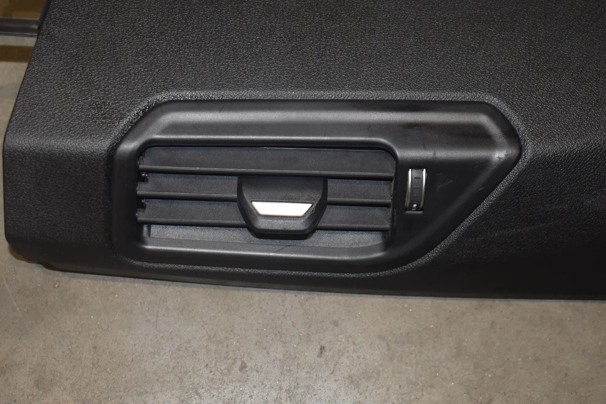 BMW X7 G07 G05 B-Säulenverkleidung links gebraucht image 3