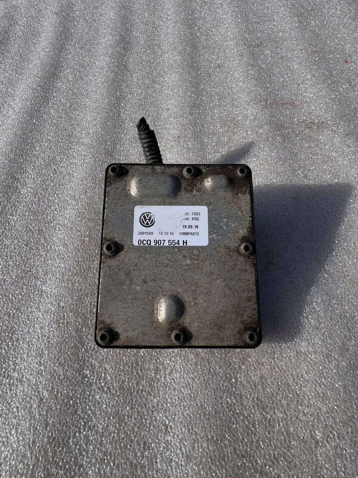 VW Tiguan HALDEX Control Module 0CQ907554H image 2