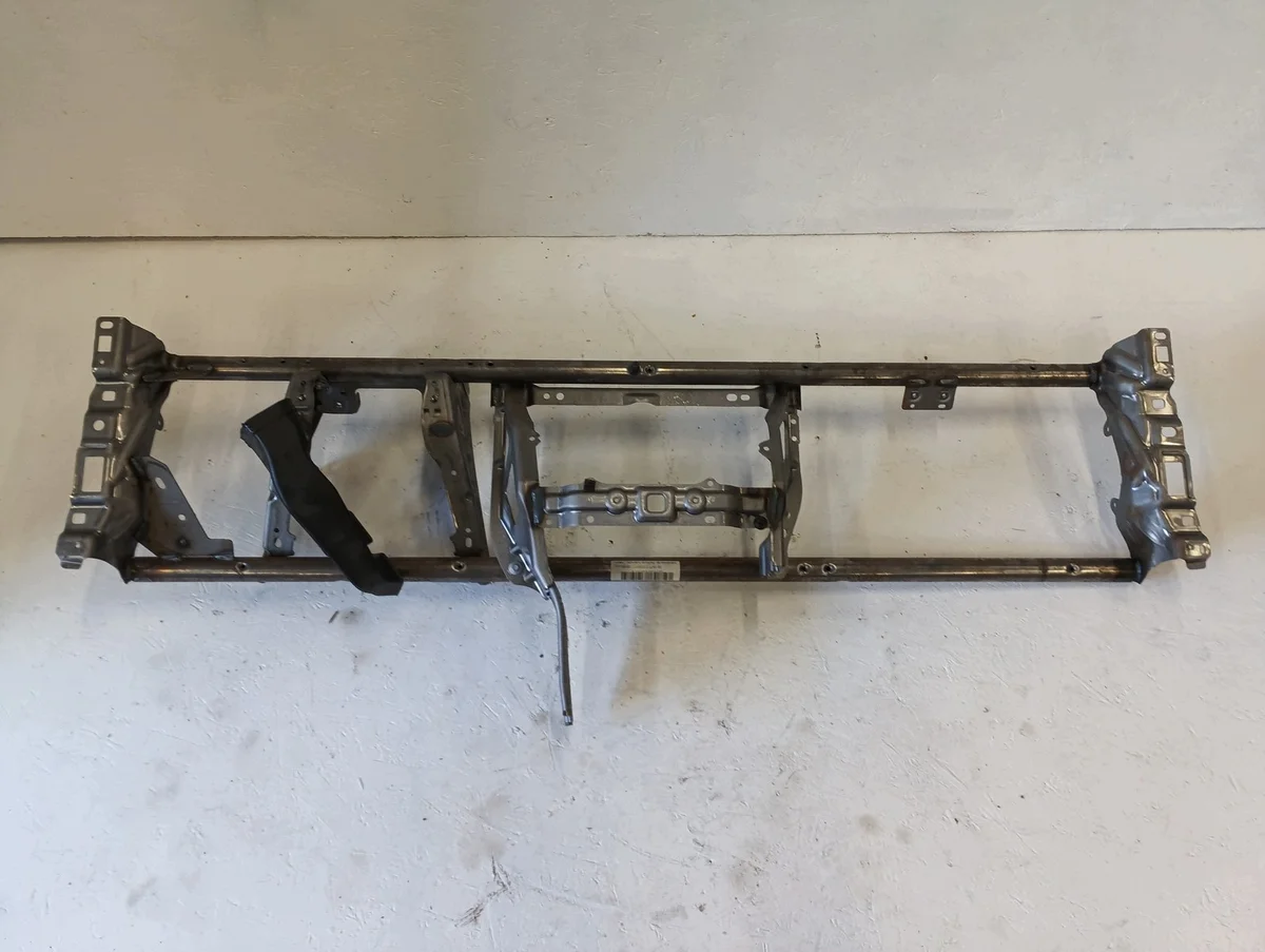 Ford Focus Mk3 Console Bracket BV6NA04545AB