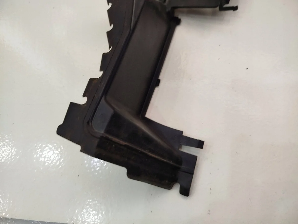 Kühlerluftführung Links Peugeot 308 III 9836959180 image 4