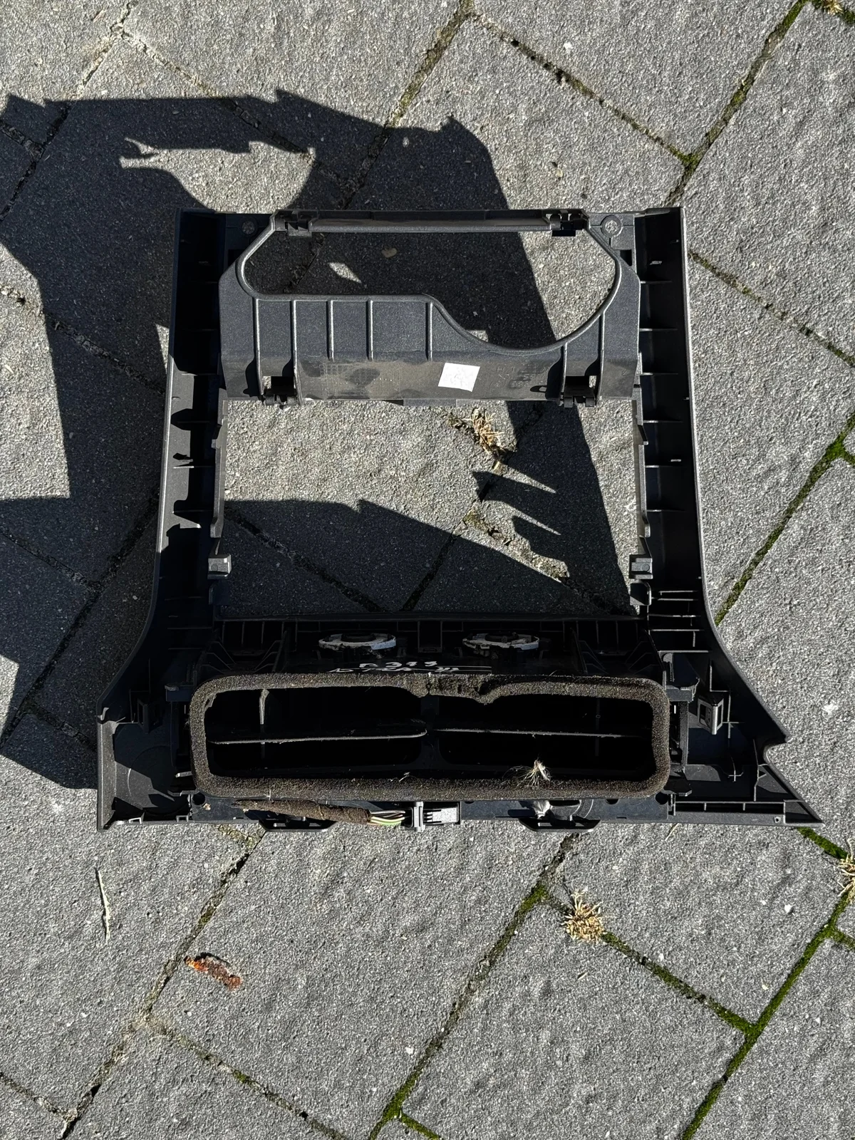 Opel Astra H kojelaudan ilmastointiritilä image 3