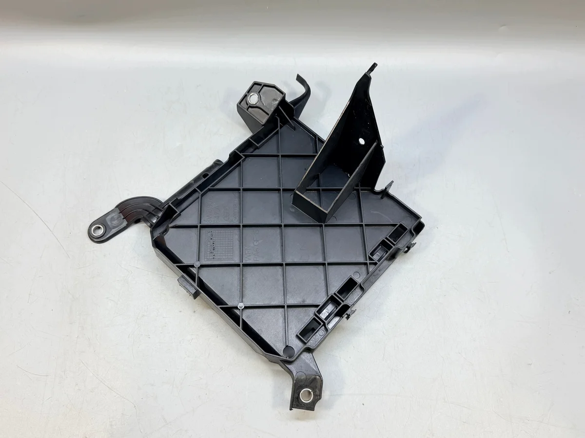 Support calculateur moteur Audi A4 B9 A5 F5