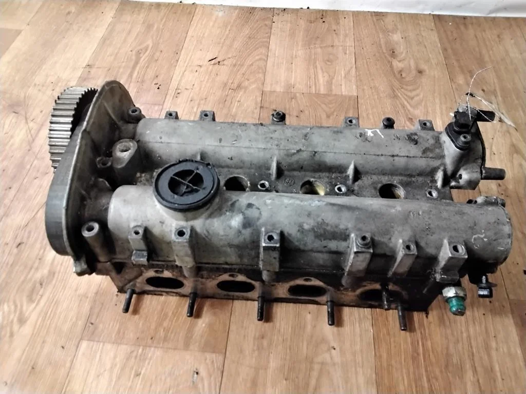 VW Golf 4 1.4 16V Cabeça Motor Usada