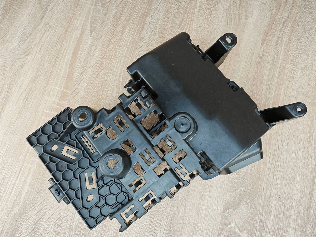 Halter Sicherungskasten BMW X5 G05 8780755 image 5