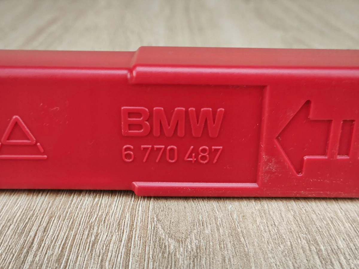 BMW Warning Triangle Used OEM 6770487 image 3