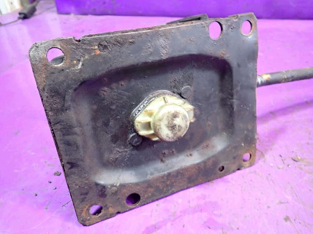 Schalthebel VW Golf II 1.6 (Z-392068-) image 6