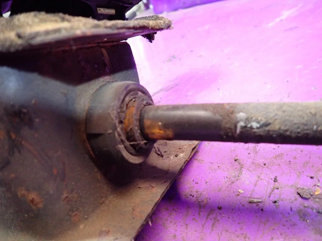 Schalthebel VW Golf II 1.6 (Z-392068-) image 7