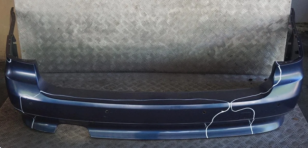 BMW E61 LCI Touring Moldura Parachoques Trasero