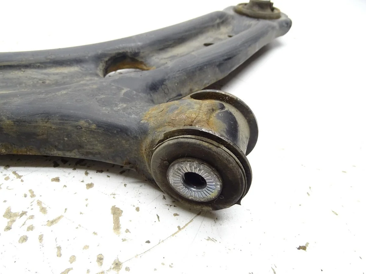 Querlenker Rechts Vorne Unten VW Passat B8 image 4