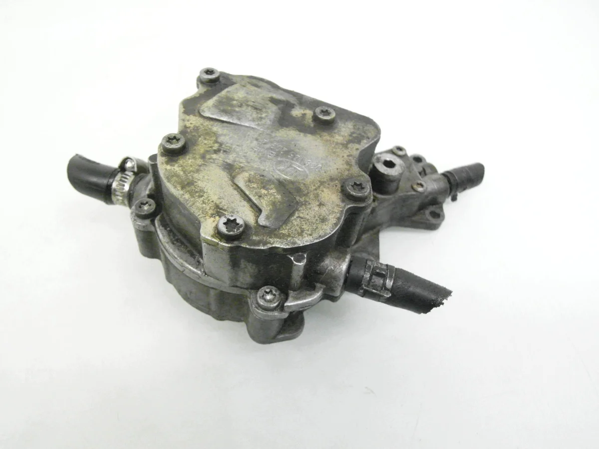 Vakuum Pumpe VW Bora 1.9 TDI 038145209A image 3
