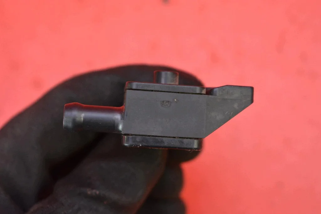 Abgasdrucksensor Toyota RAV4 IV 2.0 D-4D image 3