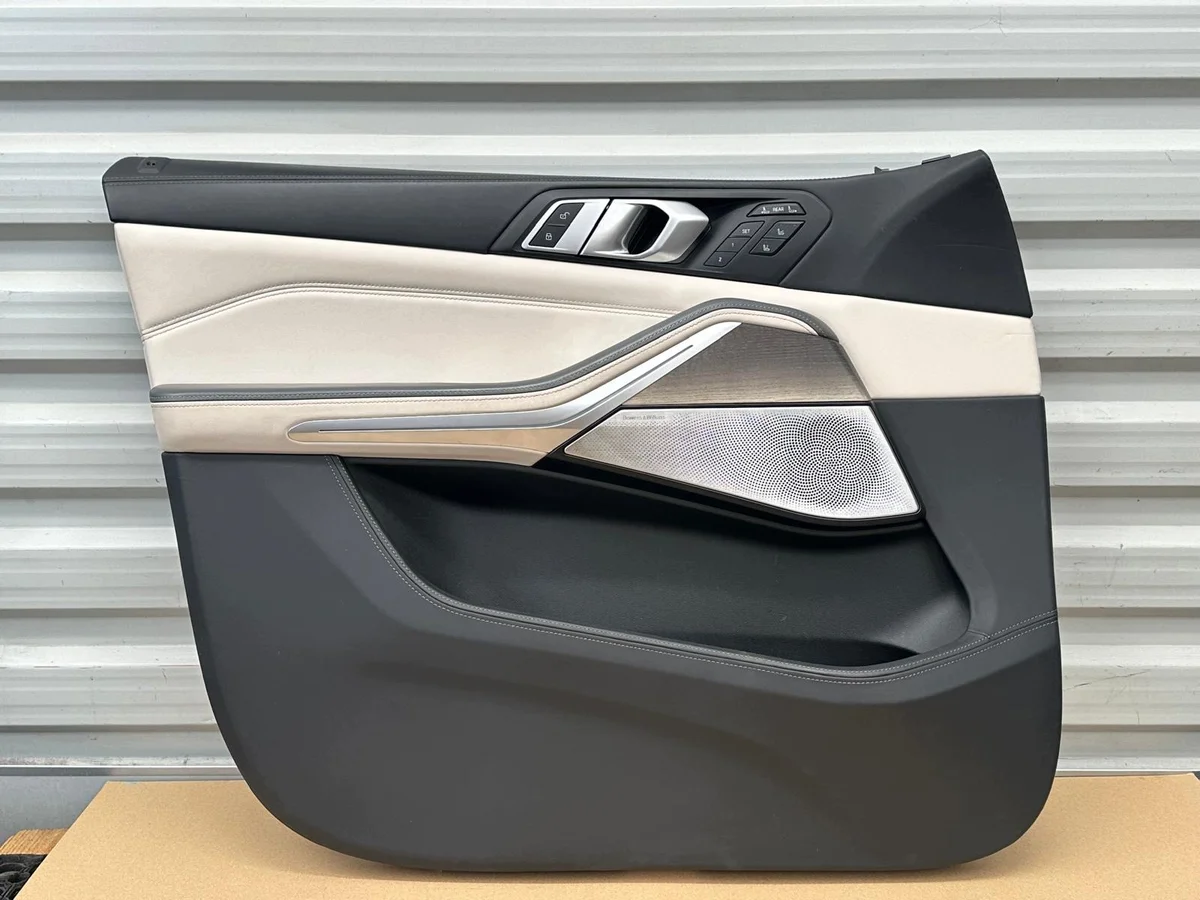 BMW X7 G07 LCI Leder Merino Silverstone