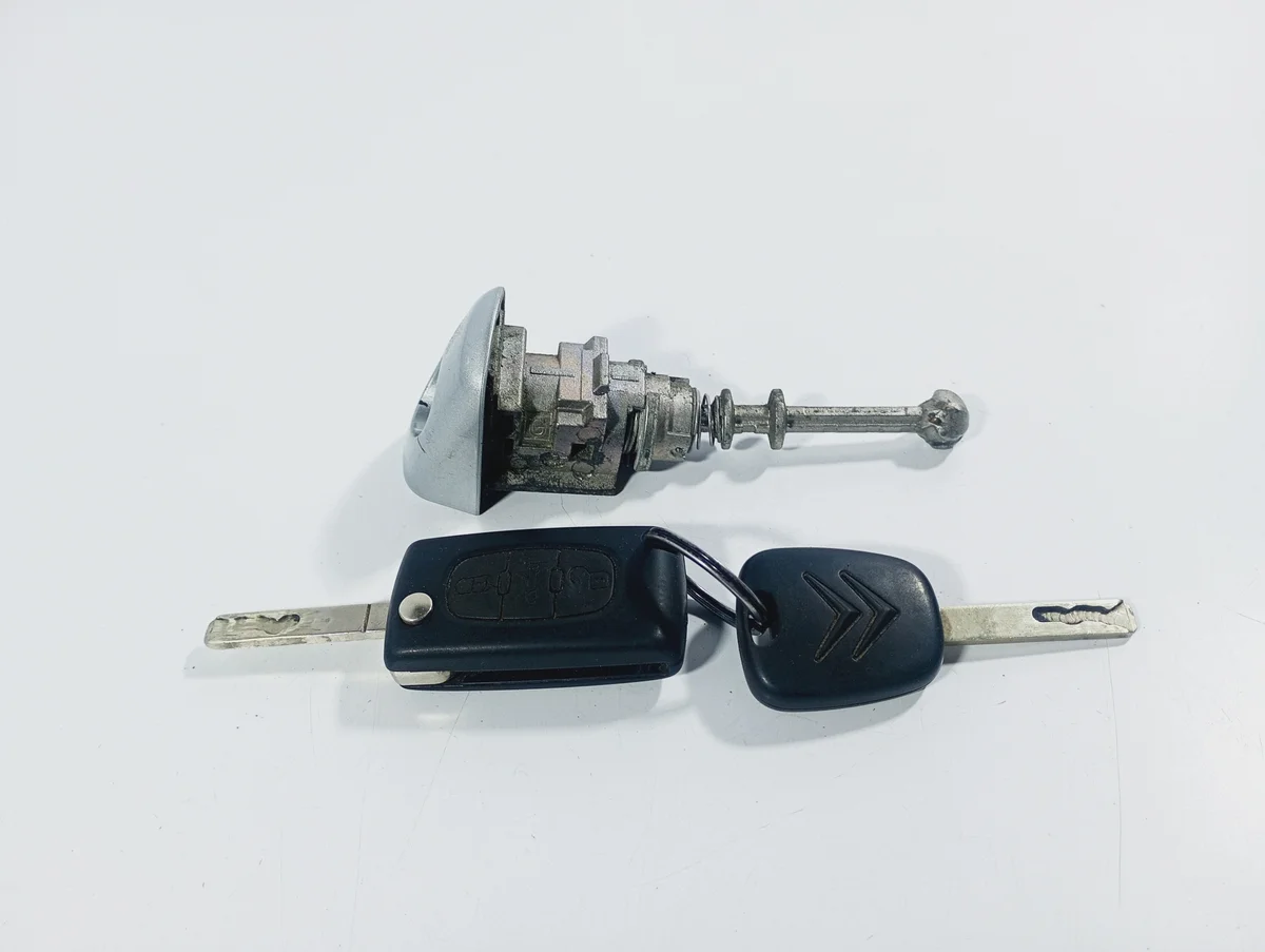 Cilindro Puerta Citroen C4 1 M3S158 image 3