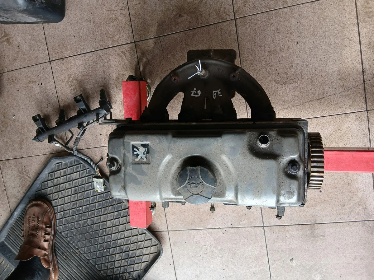 Cylinder Head Peugeot 1.4 8V 206 207 307
