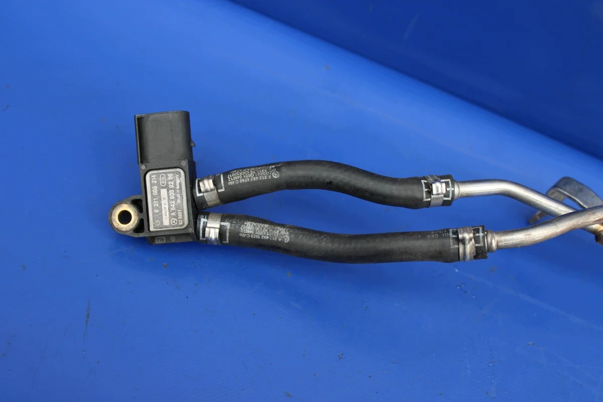 Abgasklappe Mercedes W212 3.5 CDI M642 image 3