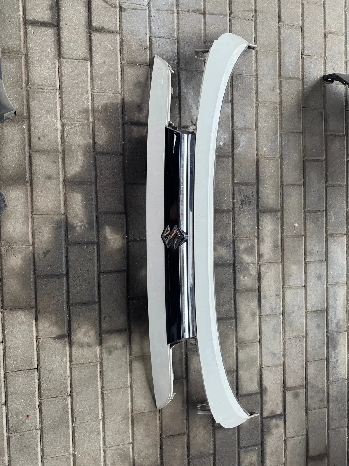 Suzuki SX4 S-Cross Blenda Klapy 66399100