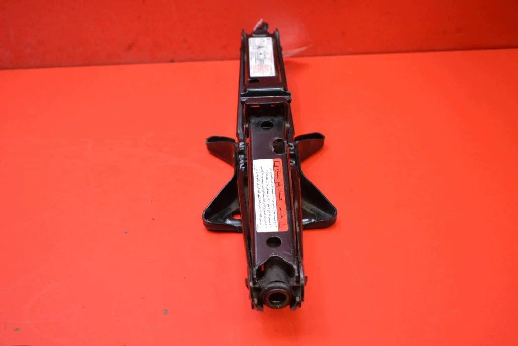 Chevrolet Captiva C100 06-11 tunkki image 7