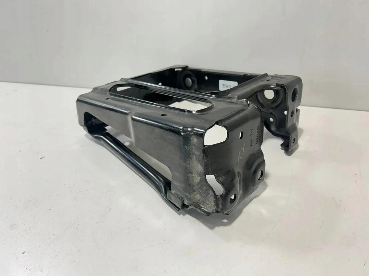 BMW X3 G01 2022 Radiator Mount Panel Left