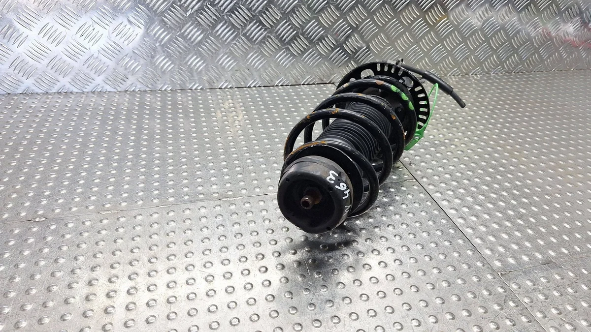 Vänster fram stötdämpare VW Polo V 6C image 3