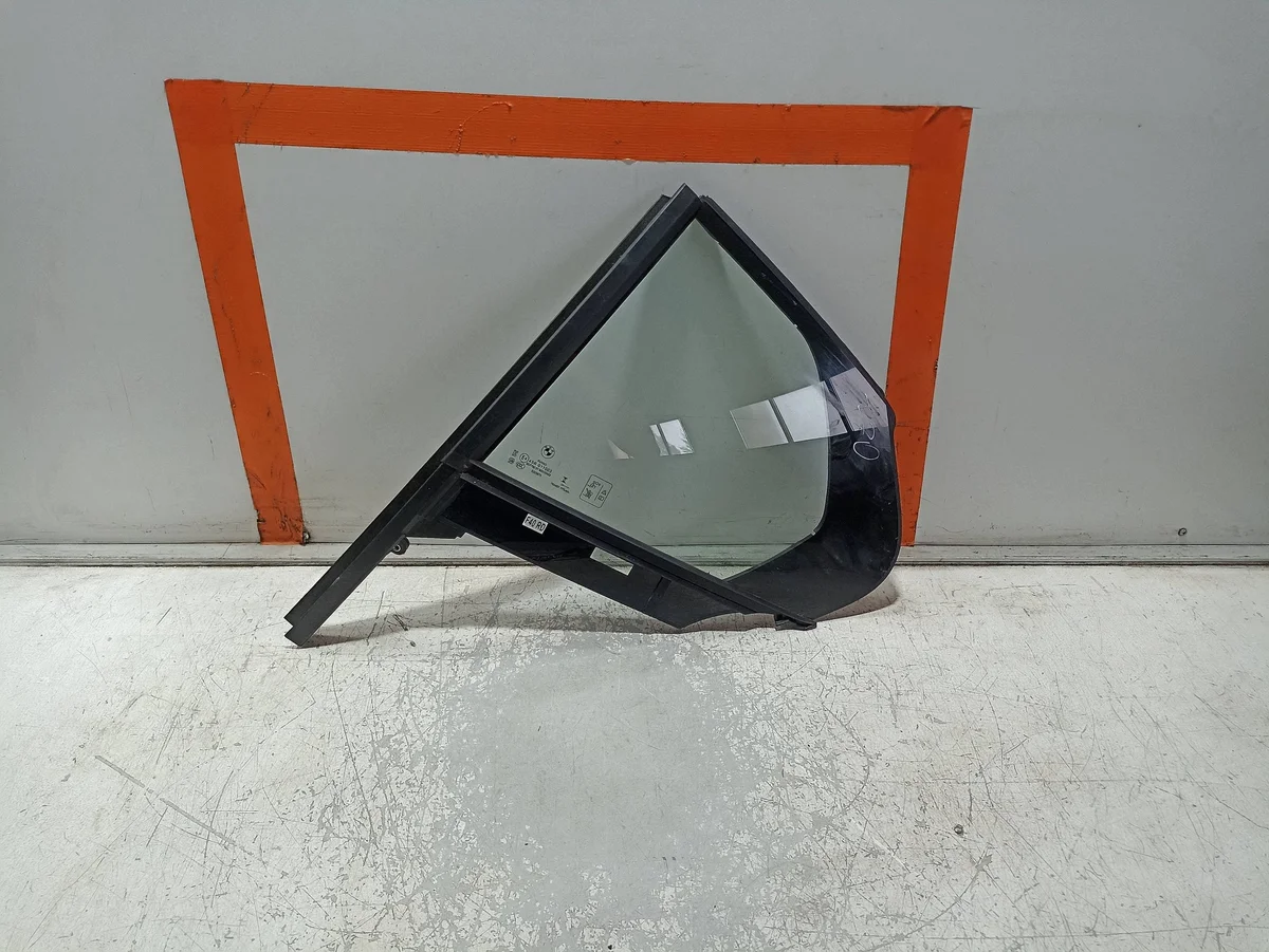 BMW 1 F70 Dreieck Glas Links Hinten Gebraucht