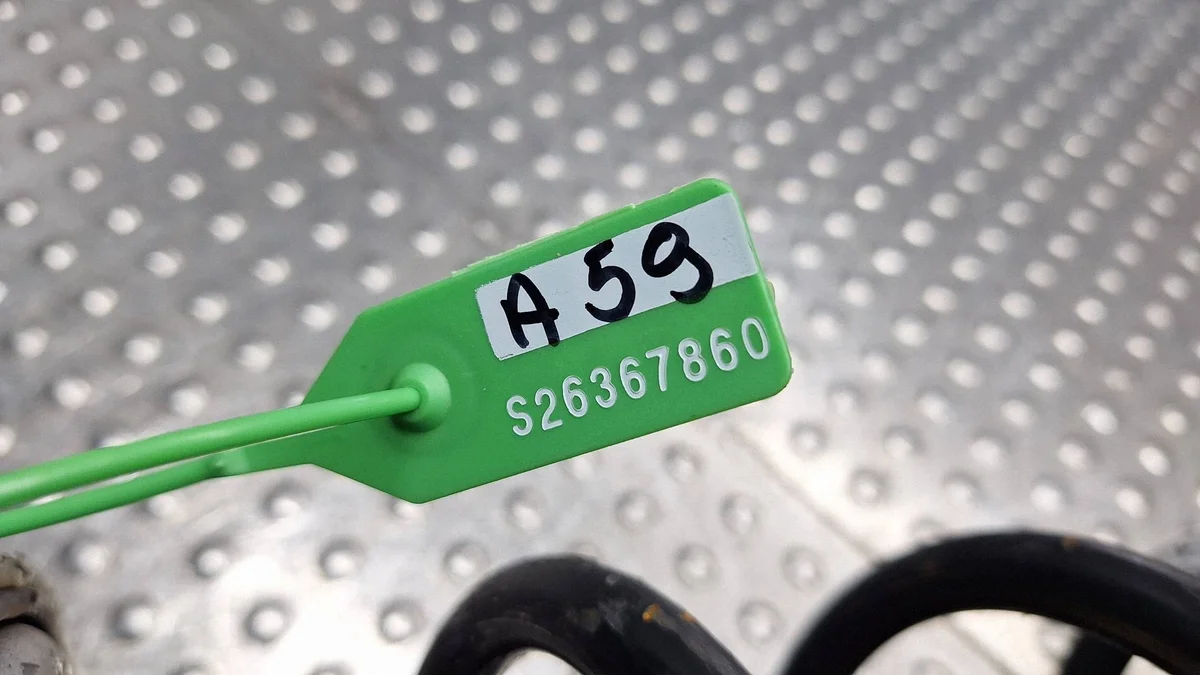 Höger fram stötdämpare Audi A4 B9 A5 II image 8