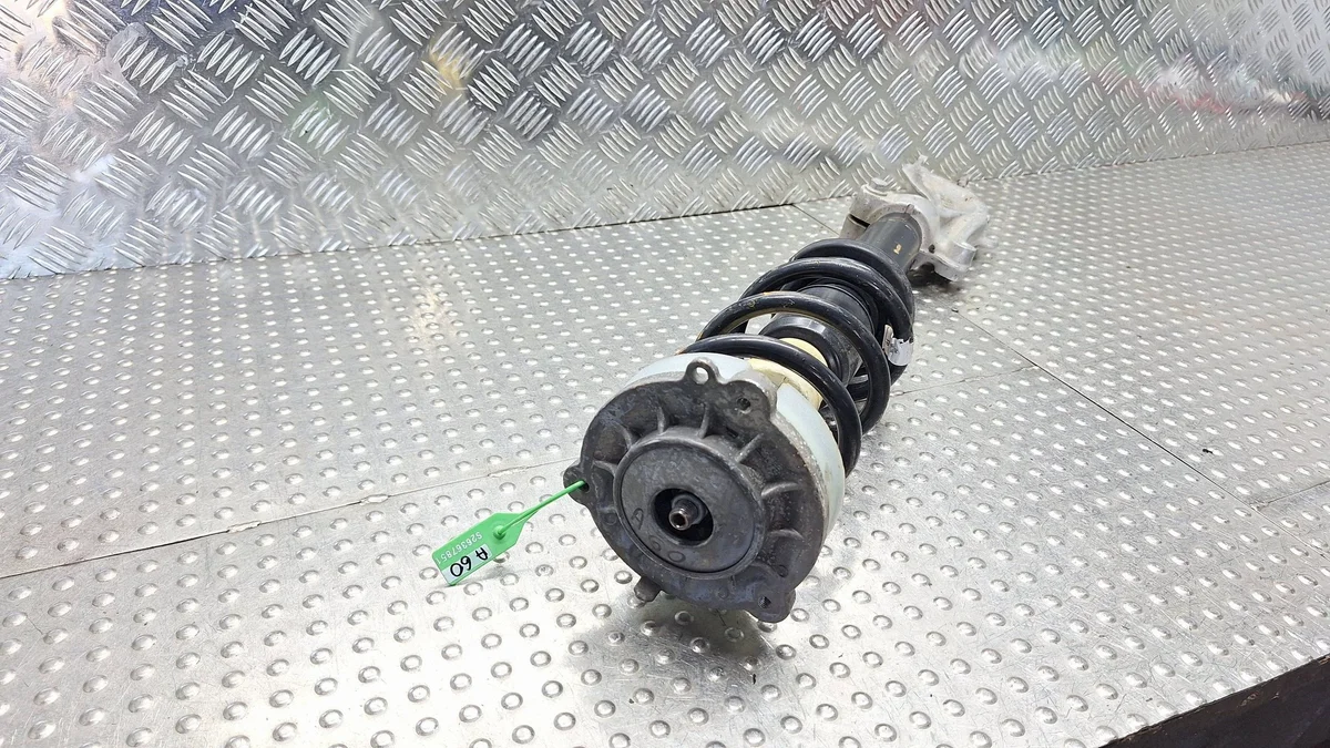 Schokdemper Voor Links Audi A4 B9 A5 II image 3