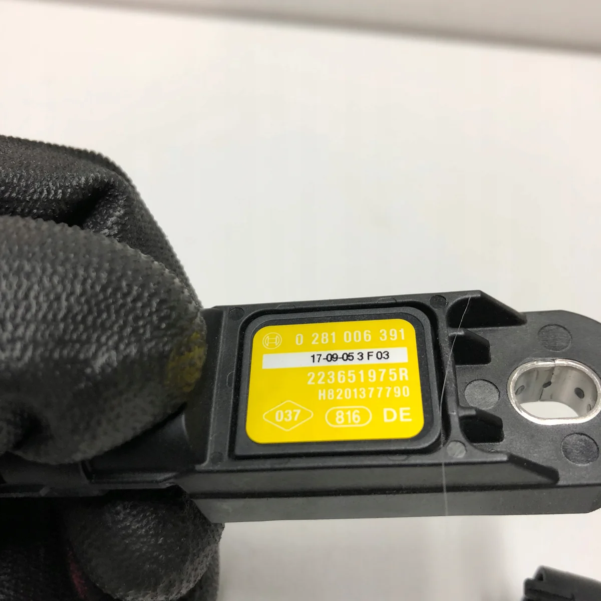 Renault Master 2.3 DCI Pressure Sensor 223651975R image 3