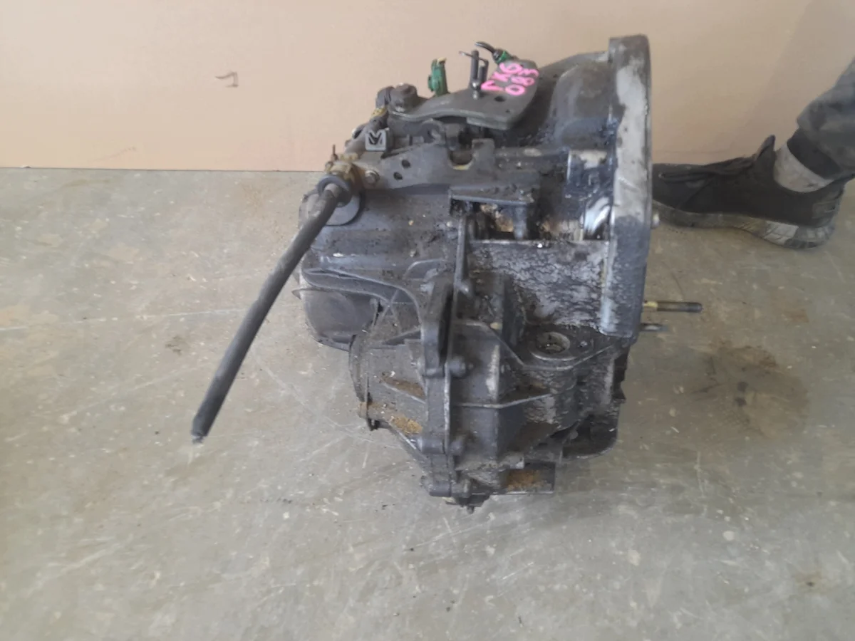 Boîte de vitesses RENAULT 1.9 DCI PK6083 image 4