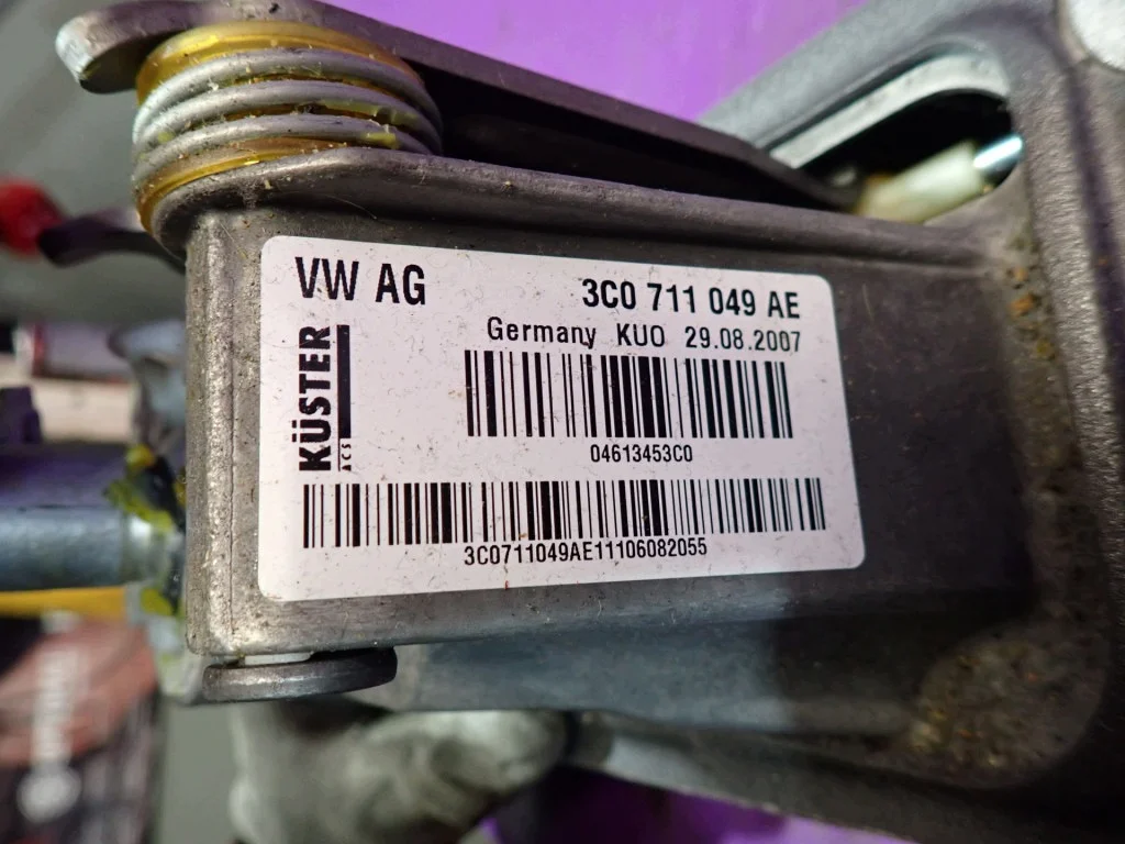 VW Passat B6 Seletor de Marchas Usado image 9